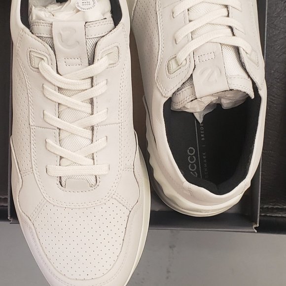 White Sneakers (Leather Ecco) - Picture 2 of 7